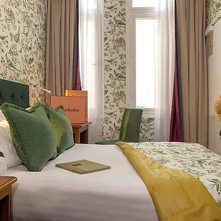 Hotel Le Regent 3*