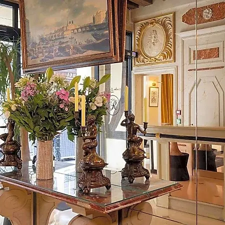 Hotel Le Regent 3*