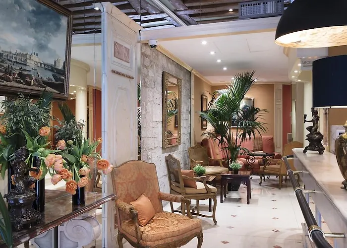 雷让巴黎酒店 酒店